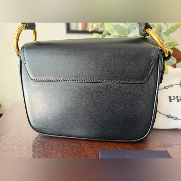 Authentic Prada 1BD302 Pattina in Pelle Vitello Black Leather. - Picture 6 of 16